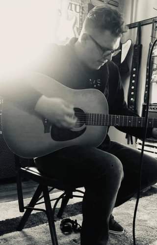 Get your weekend started right with music from Tyler Reardon, Friday night at 8p